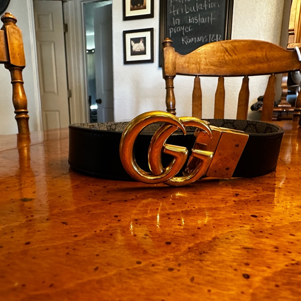 Reversible Gucci Belt